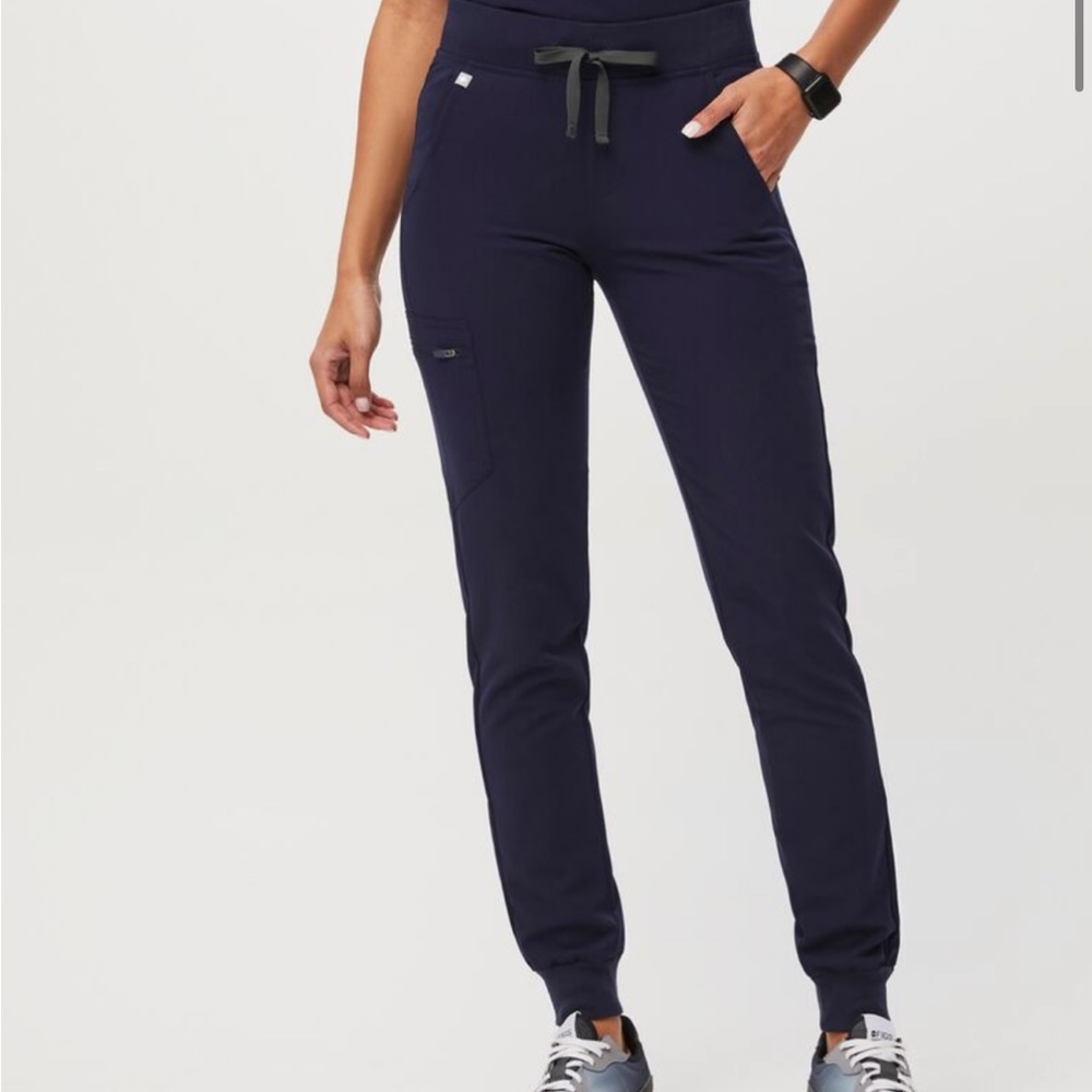 Figs navy jogger scrub pants